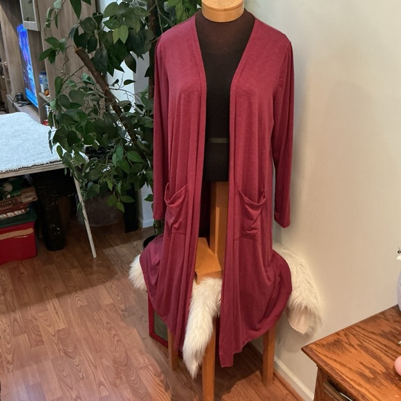 LuLaRoe Sweaters - LuLaRoe Women's XL Maroon Long Sleeve Cardigan Sweater